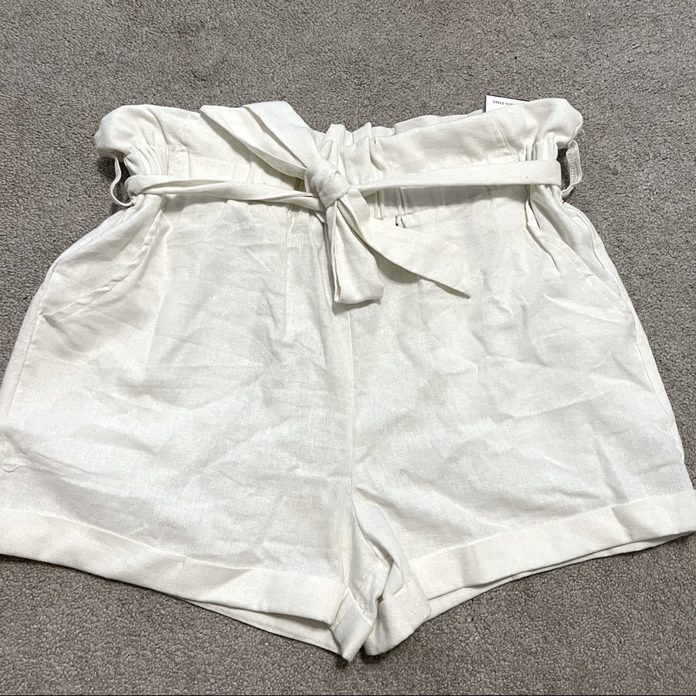 NWT Linen Blend Shorts